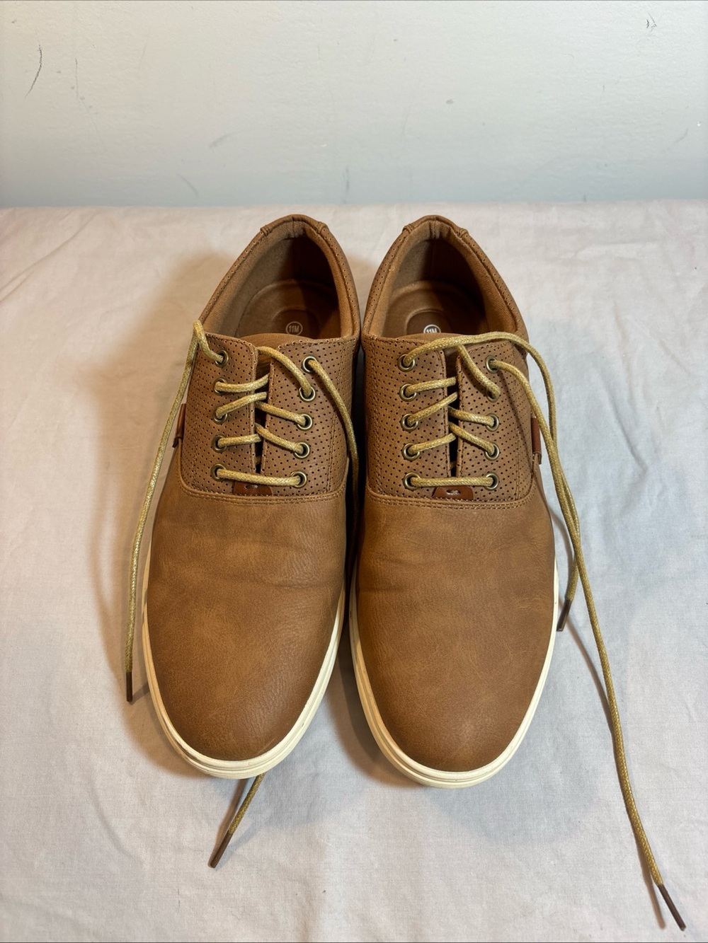 Classic Men's Brown Slip-On Style Lace-Up Loafers